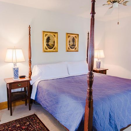Roanoke Island Inn Manteo Rum bild