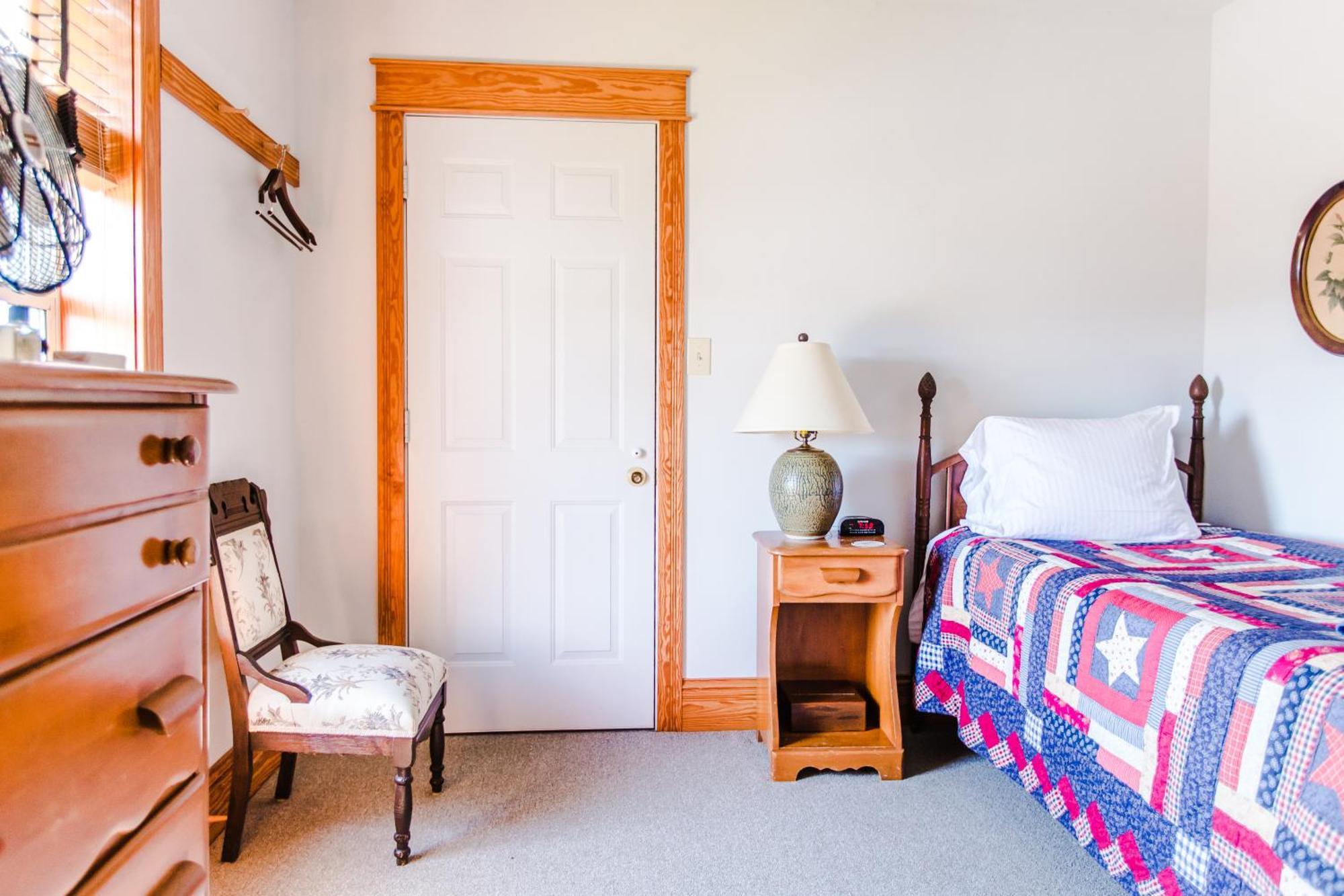 Roanoke Island Inn Manteo Rum bild